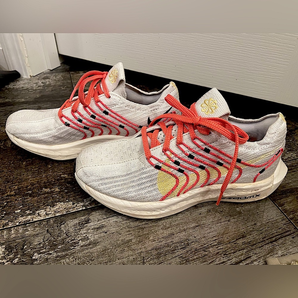 Nike Zooms women’s sz 6